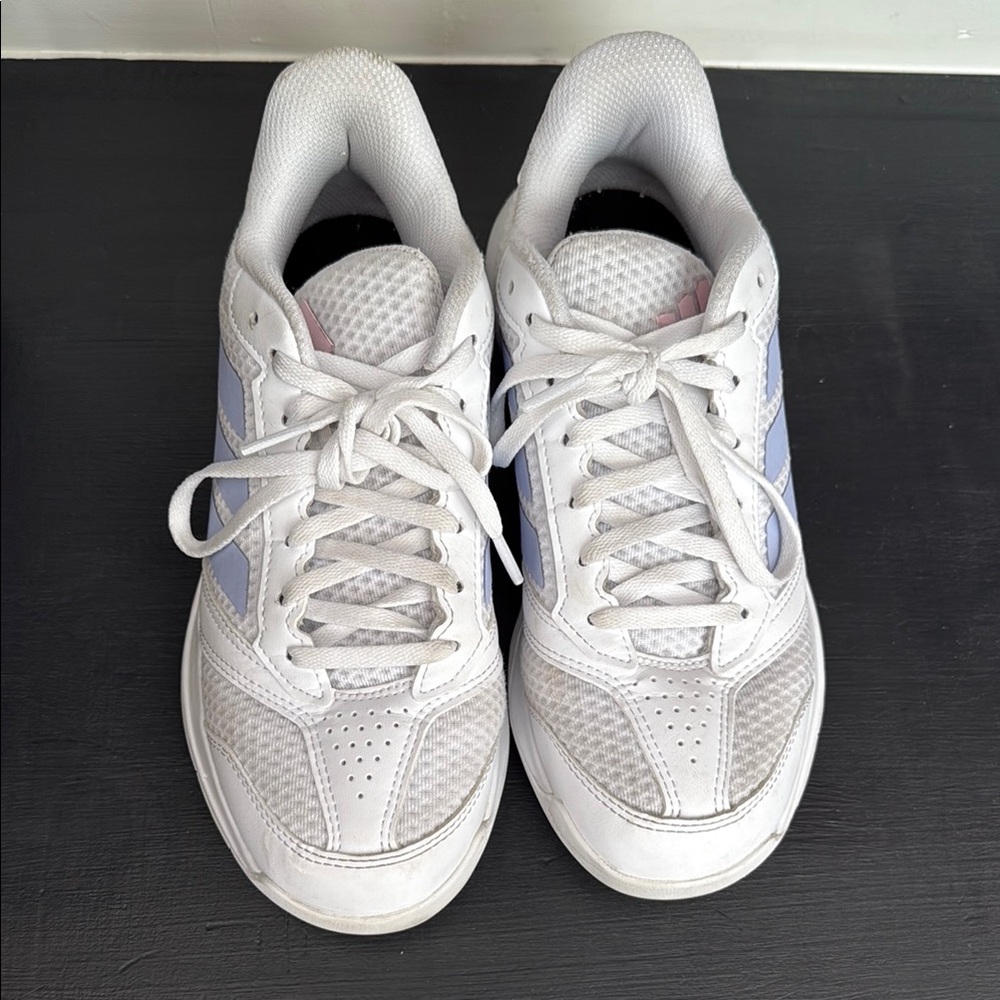 Adidas Ligra 8 Indoor women’s White/Violet Tone/Clear Pink -Used-like new size 7